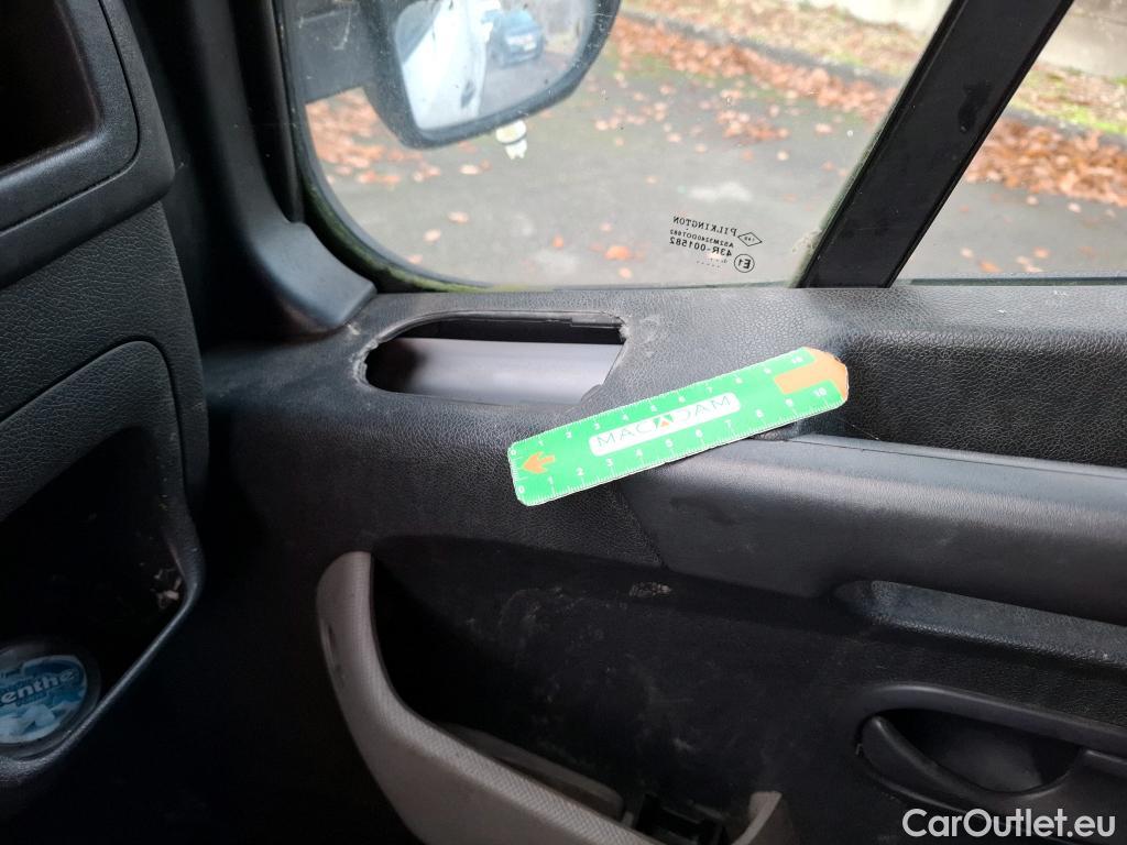  Renault  Master  III Fourgon L2H2 3 5 Grand Confort dCi 125CV BVM6 E5 #74