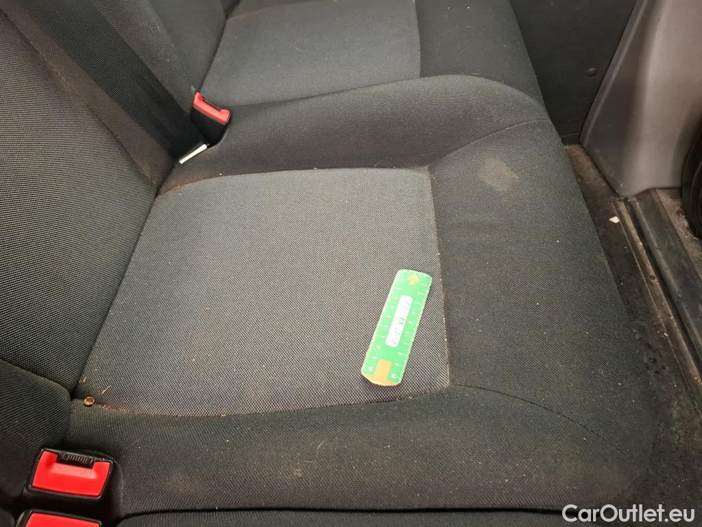  Renault  Master  III Fourgon L3H2 3 5 Grand Confort dCi 135CV BVM6 7 Sieges E6dT #36