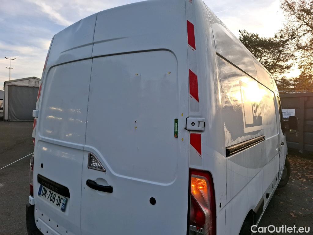  Renault  Master  III Fourgon L2H2 3 5 Grand Confort dCi 125CV BVM6 E5 #19