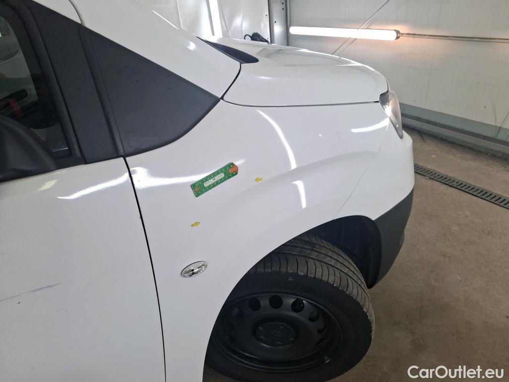  Toyota  Proace TOYOTA  City / 2019 / 4P / Fourgonnette 1.5 Long 130 D-4D Dynamic #13