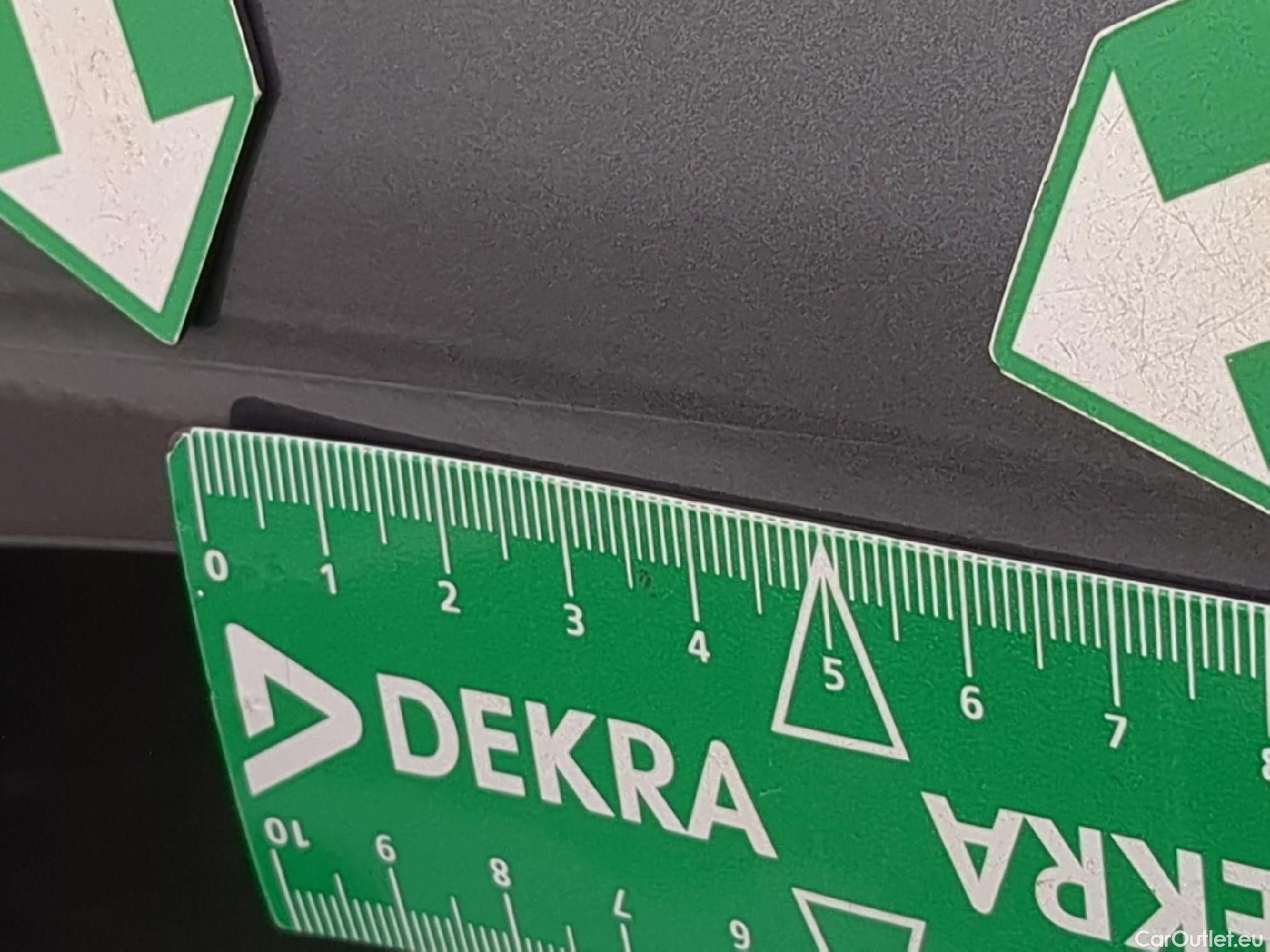  Volkswagen  Transporter VOLKSWAGEN  / 2019 / 4P / Fourgon tôlé 2.0 TDi 150 DSG7 L1H1 Business Line #36