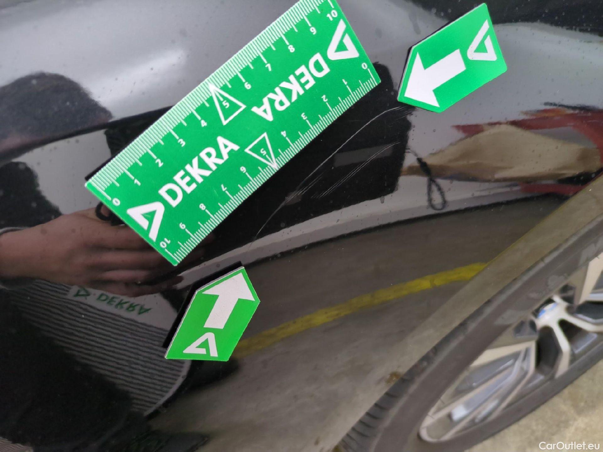  Bmw  Serie 3 BMW Série 3 Touring / 2022 / 5P / Break 318i 156ch Business Design BVA8 #13