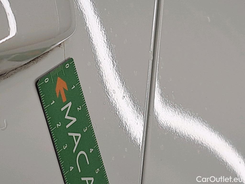  Renault  Megane  IV Berline 5pt. Société Air Nav 1.5 dCi 90CV BVM6 E6 #9