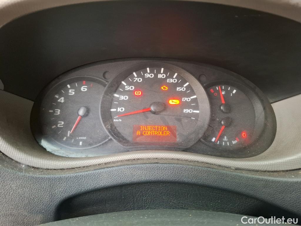  Renault  Master  III Fourgon L2H2 3 5 Grand Confort dCi 125CV BVM6 E5 #91