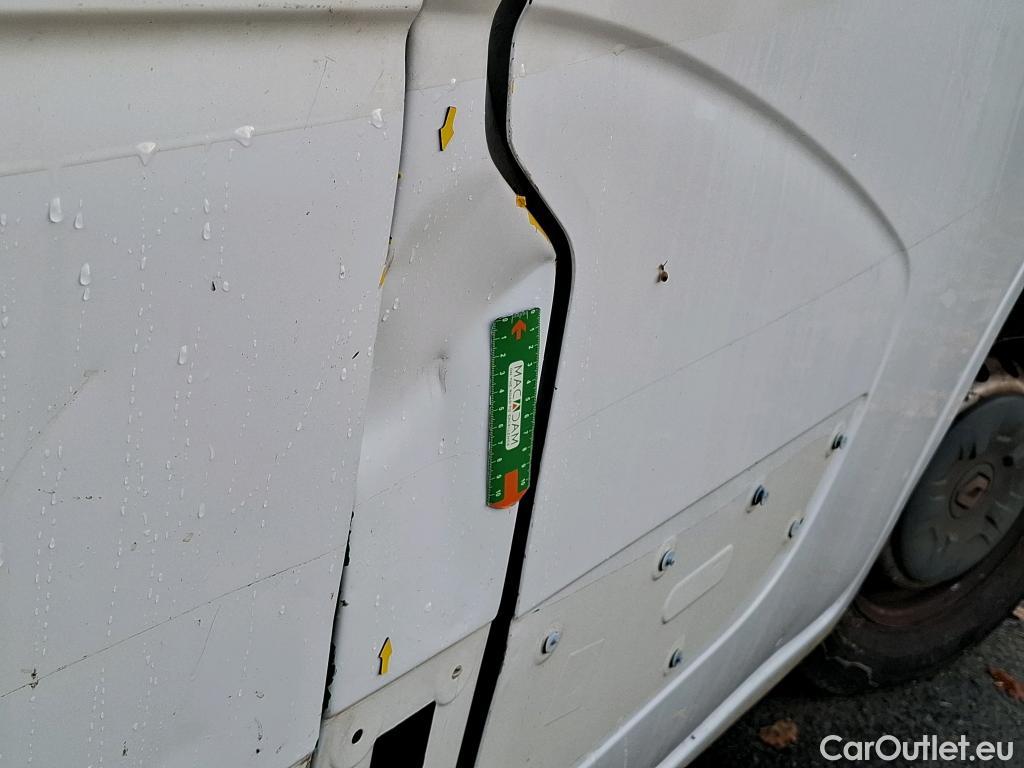  Renault  Master  III Fourgon L2H2 3 5 Grand Confort dCi 125CV BVM6 E5 #35