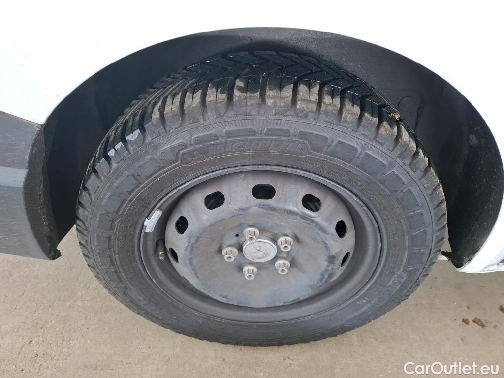  Renault  Trafic RENAULT  / 2019 / 4P / Fourgon tole NV FG GCF L1H1 1000 dCi 120 #20