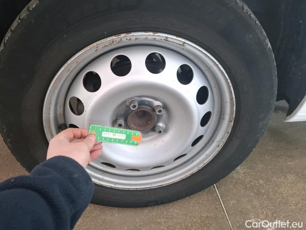  Toyota  Proace TOYOTA  City / 2019 / 4P / Fourgonnette 1.5 Long 130 D-4D Dynamic #40