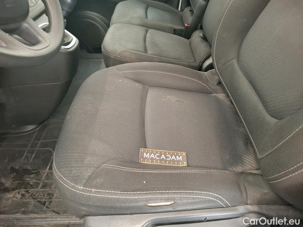  Renault  Trafic RENAULT  / 2019 / 4P / Fourgon tole NV FG GCF L1H1 1000 dCi 120 #17