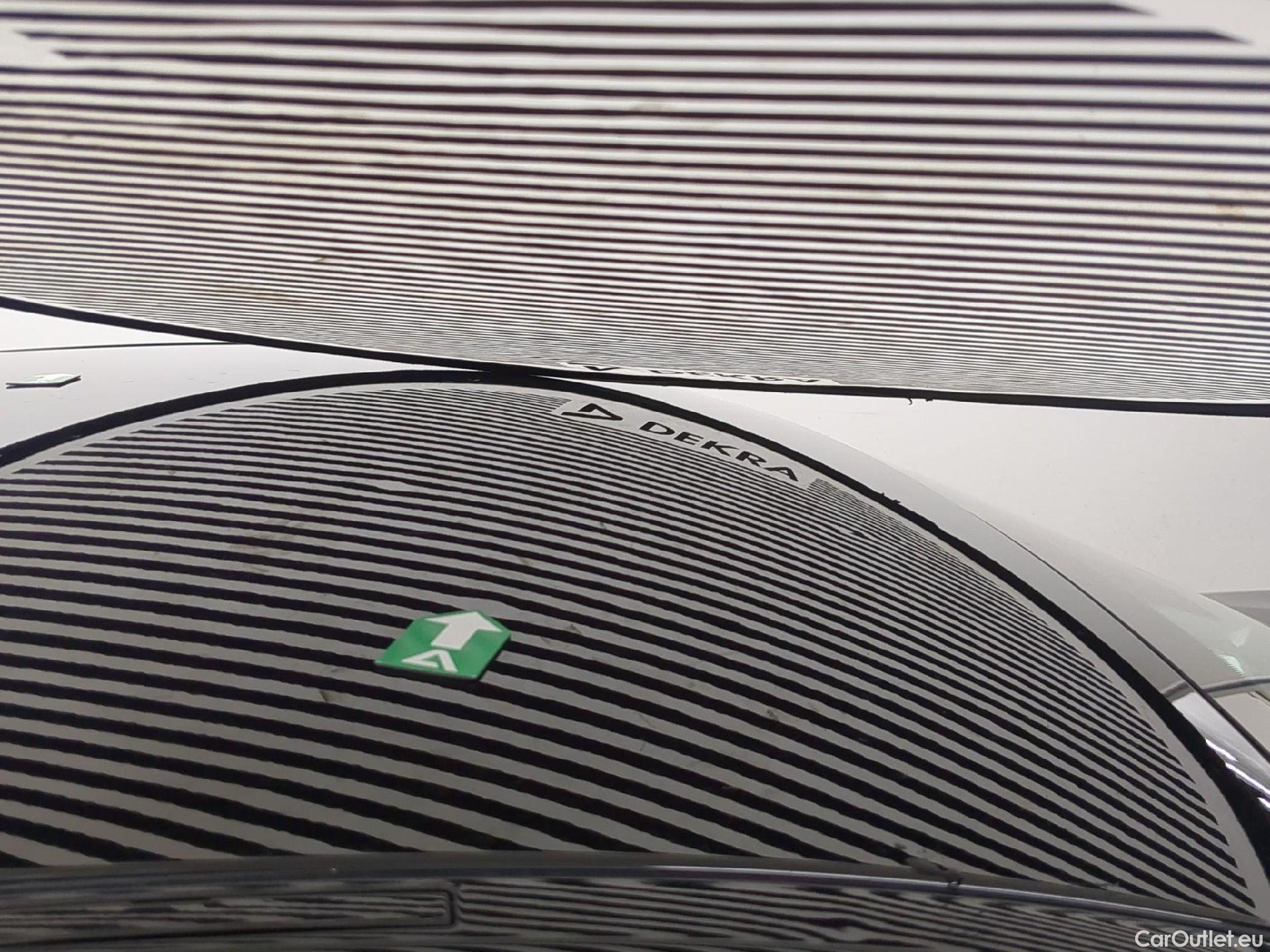  Bmw  Serie 3 BMW Série 3 Berline / 2022 / 4P / Berline 320e 204ch Business Design BVA8 Hybride #22