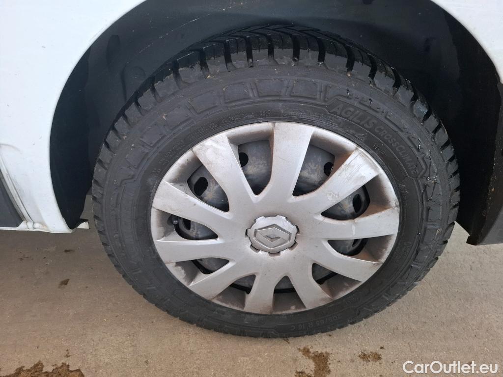  Renault  Trafic RENAULT  / 2019 / 4P / Fourgon tole NV FG GCF L1H1 1000 dCi 120 #23