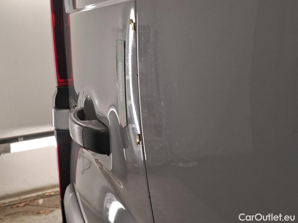  Renault  Trafic  Furgon Grand Confort L1H1 1200 1.6 dCi 125CV BVM6 E6 #11