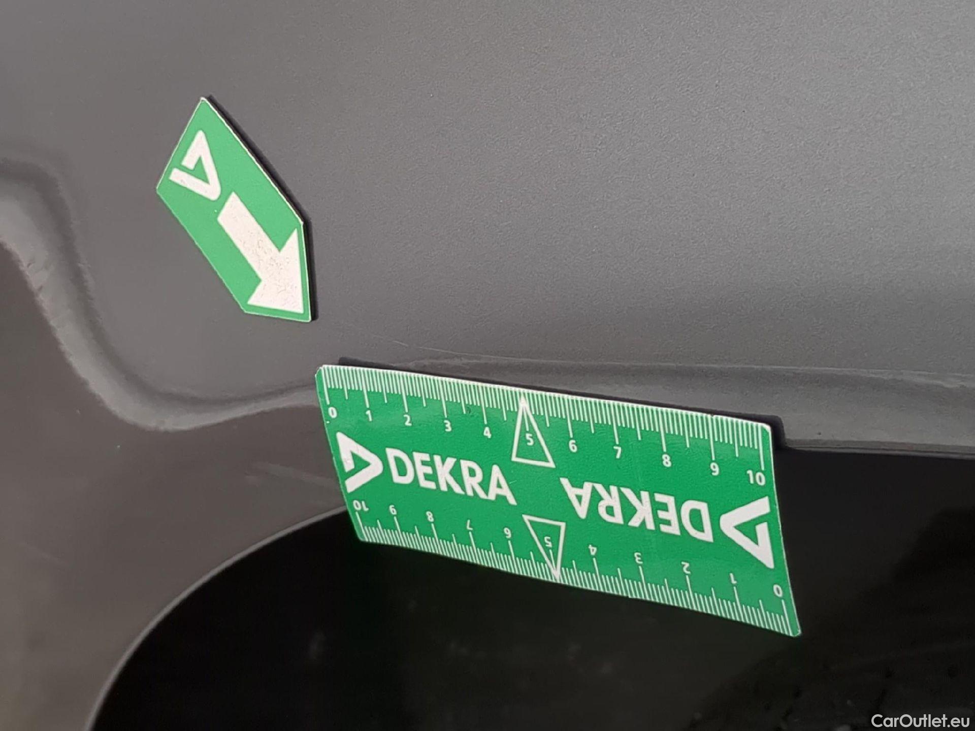  Volkswagen  Transporter VOLKSWAGEN  / 2019 / 4P / Fourgon tôlé 2.0 TDi 150 DSG7 L1H1 Business Line #35