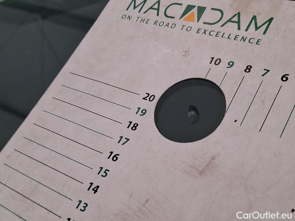  Renault  Trafic RENAULT  / 2019 / 4P / Fourgon tole NV FG GCF L1H1 1000 dCi 120 #26