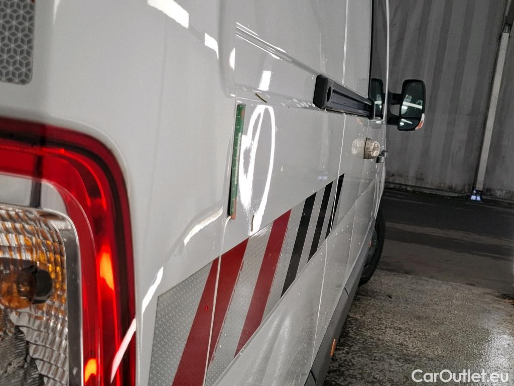  Renault  Master  III Fourgon L3H2 3 5 Grand Confort dCi 135CV BVM6 7 Sieges E6dT #9