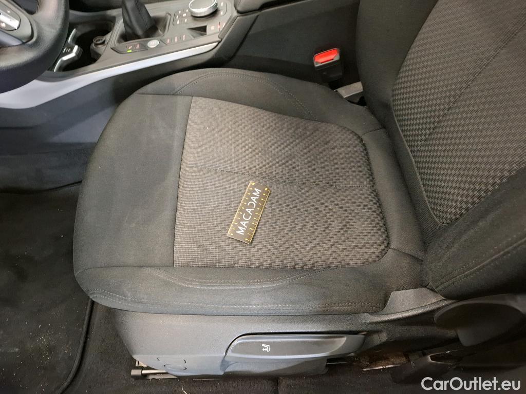  Bmw  Serie 1 BMW Série 1 / 2019 / 5P / Berline 116i Business Design #32