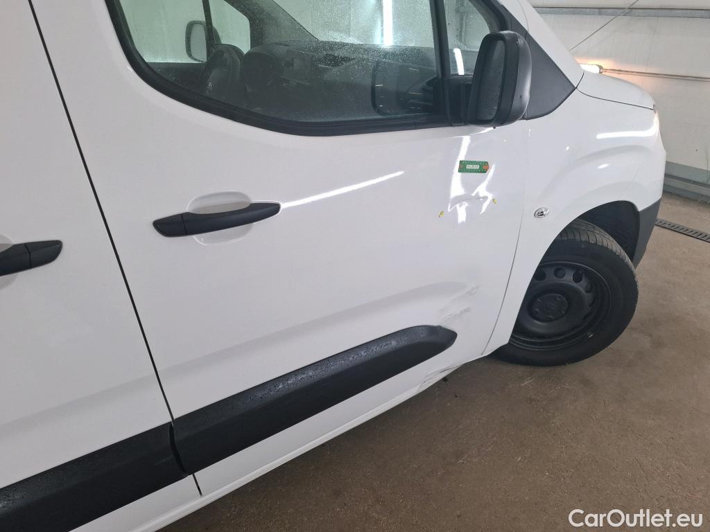  Toyota  Proace TOYOTA  City / 2019 / 4P / Fourgonnette 1.5 Long 130 D-4D Dynamic #3