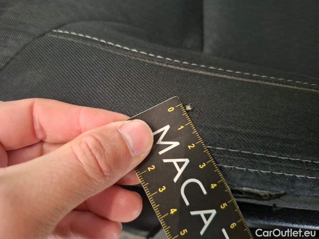  Renault  Trafic RENAULT  / 2019 / 4P / Fourgon tole NV FG GCF L1H1 1000 dCi 120 #18