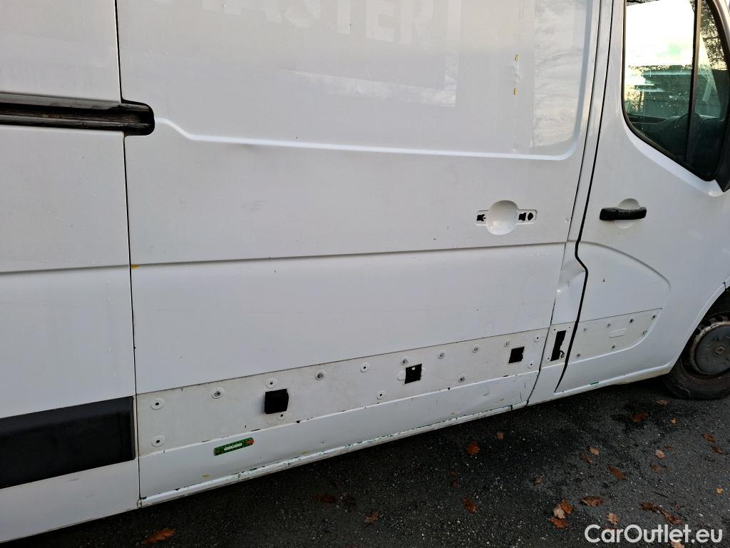  Renault  Master  III Fourgon L2H2 3 5 Grand Confort dCi 125CV BVM6 E5 #4