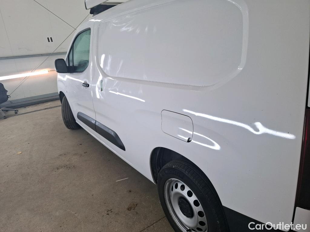  Toyota  Proace TOYOTA  City / 2019 / 4P / Fourgonnette 1.5 Long 130 D-4D Dynamic #8