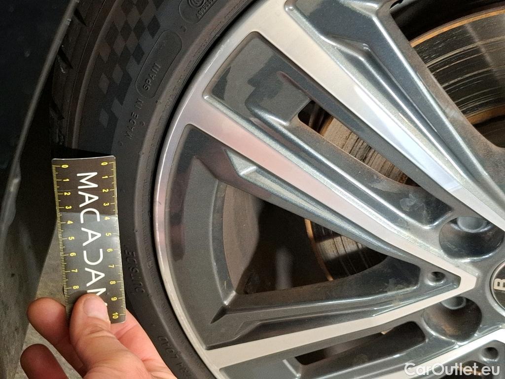  Bmw  Serie 1 BMW Série 1 / 2019 / 5P / Berline 116i Business Design #19