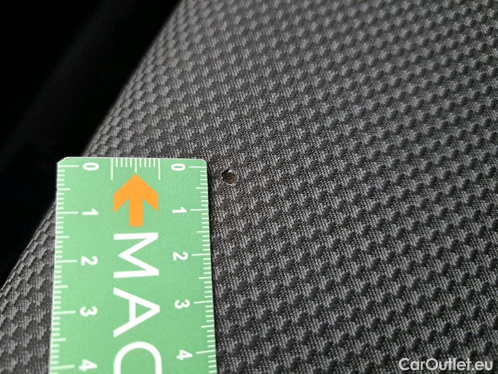  Renault  Megane  IV Berline 5pt. Société Air Nav 1.5 dCi 90CV BVM6 E6 #23