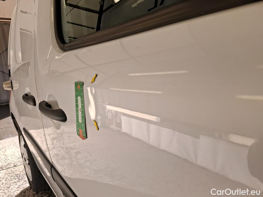  Renault  Kangoo  Express Extra (Série Spéciale) 1.5 #12