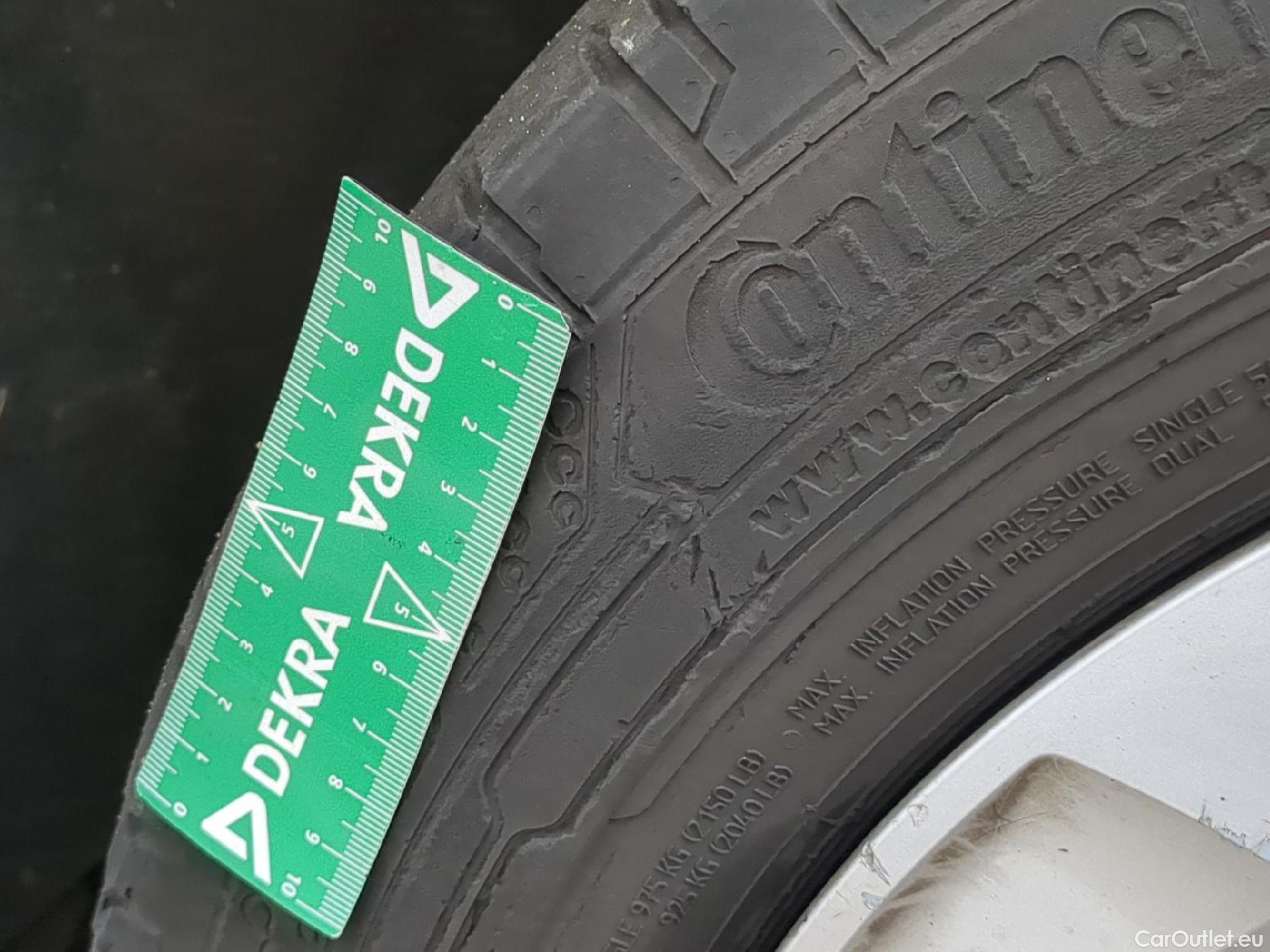  Volkswagen  Transporter VOLKSWAGEN  / 2019 / 4P / Fourgon tôlé 2.0 TDi 150 DSG7 L1H1 Business Line #11