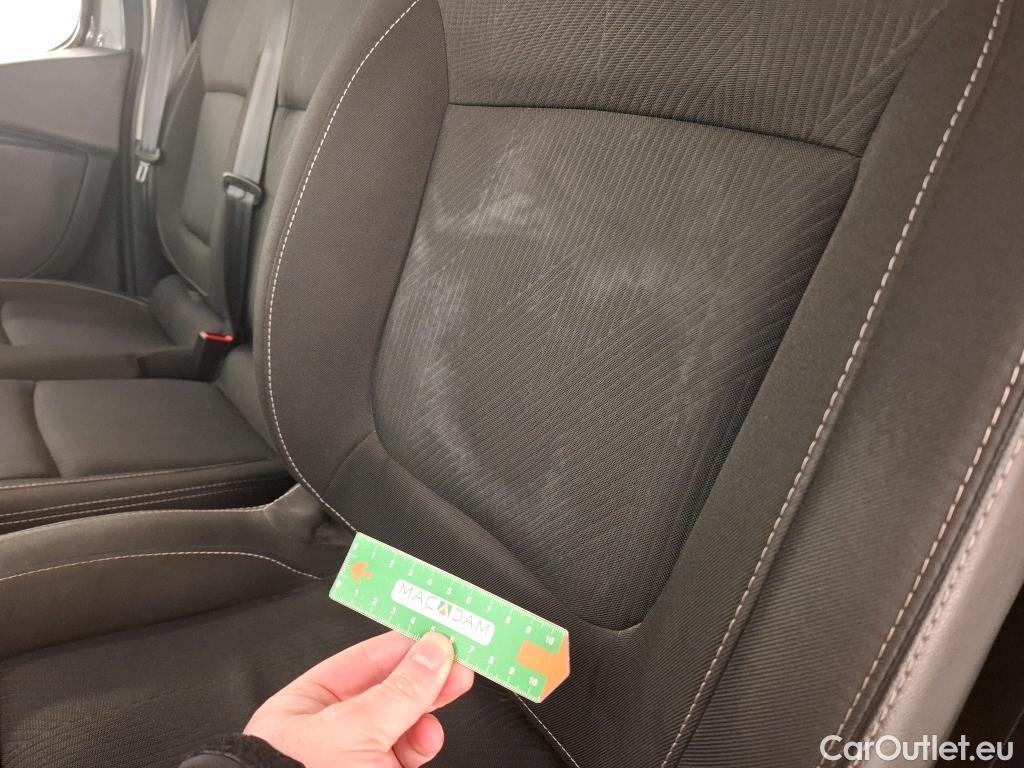  Renault  Trafic RENAULT  / 2019 / 4P / Fourgon tole FG GCF L1H1 1200 Energy dCi 145 EDC #8