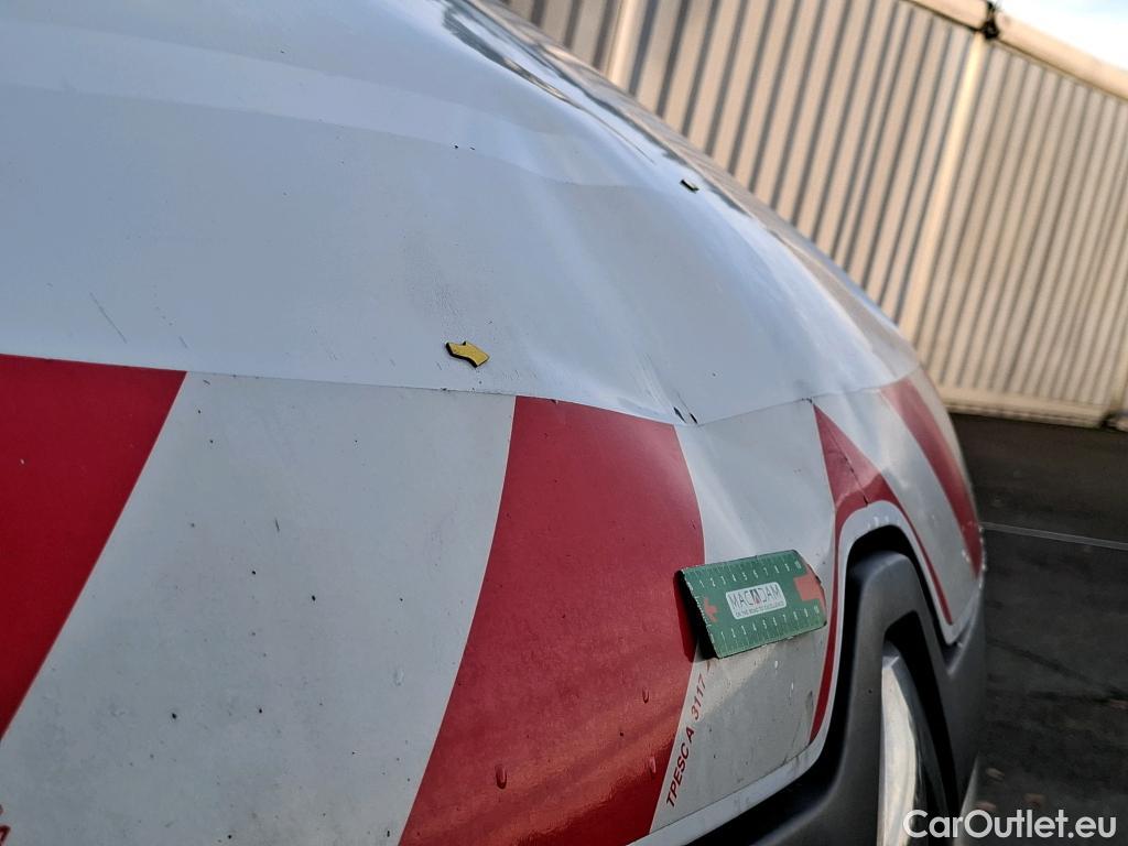  Renault  Master  III Fourgon L2H2 3 5 Grand Confort dCi 125CV BVM6 E5 #13