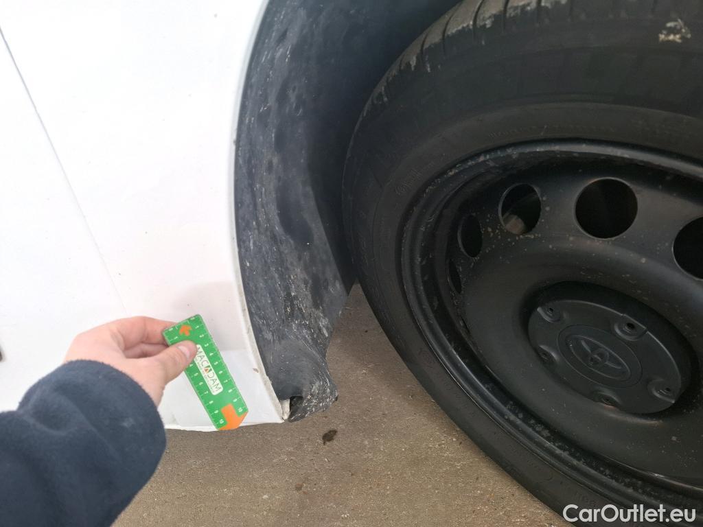  Toyota  Proace TOYOTA  City / 2019 / 4P / Fourgonnette 1.5 Long 130 D-4D Dynamic #26