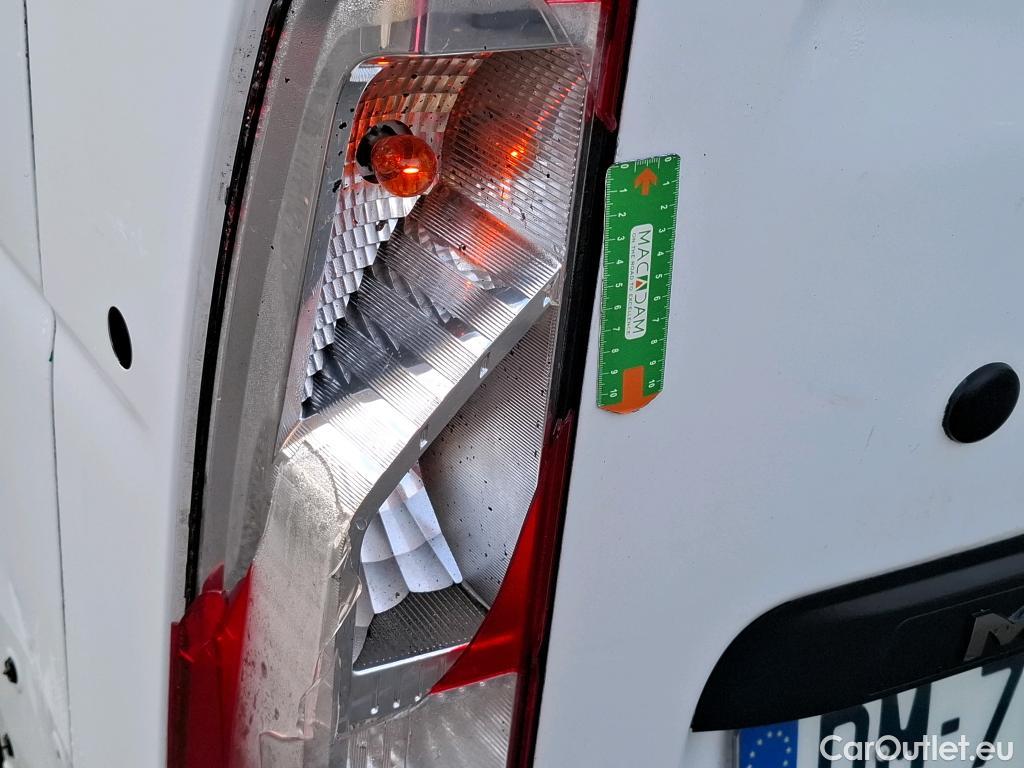  Renault  Master  III Fourgon L2H2 3 5 Grand Confort dCi 125CV BVM6 E5 #39