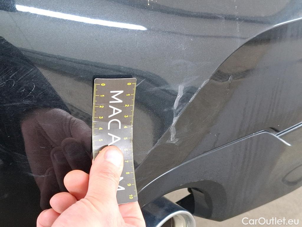  Bmw  Serie 1 BMW Série 1 / 2019 / 5P / Berline 116i Business Design #6