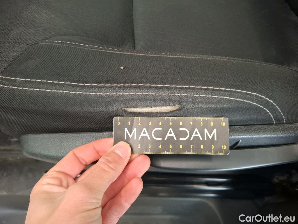  Renault  Trafic RENAULT  / 2019 / 4P / Fourgon tole NV FG GCF L1H1 1000 dCi 120 #19