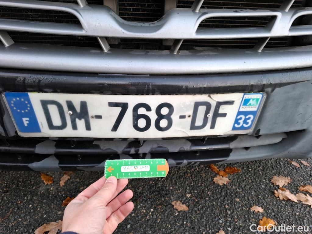  Renault  Master  III Fourgon L2H2 3 5 Grand Confort dCi 125CV BVM6 E5 #82