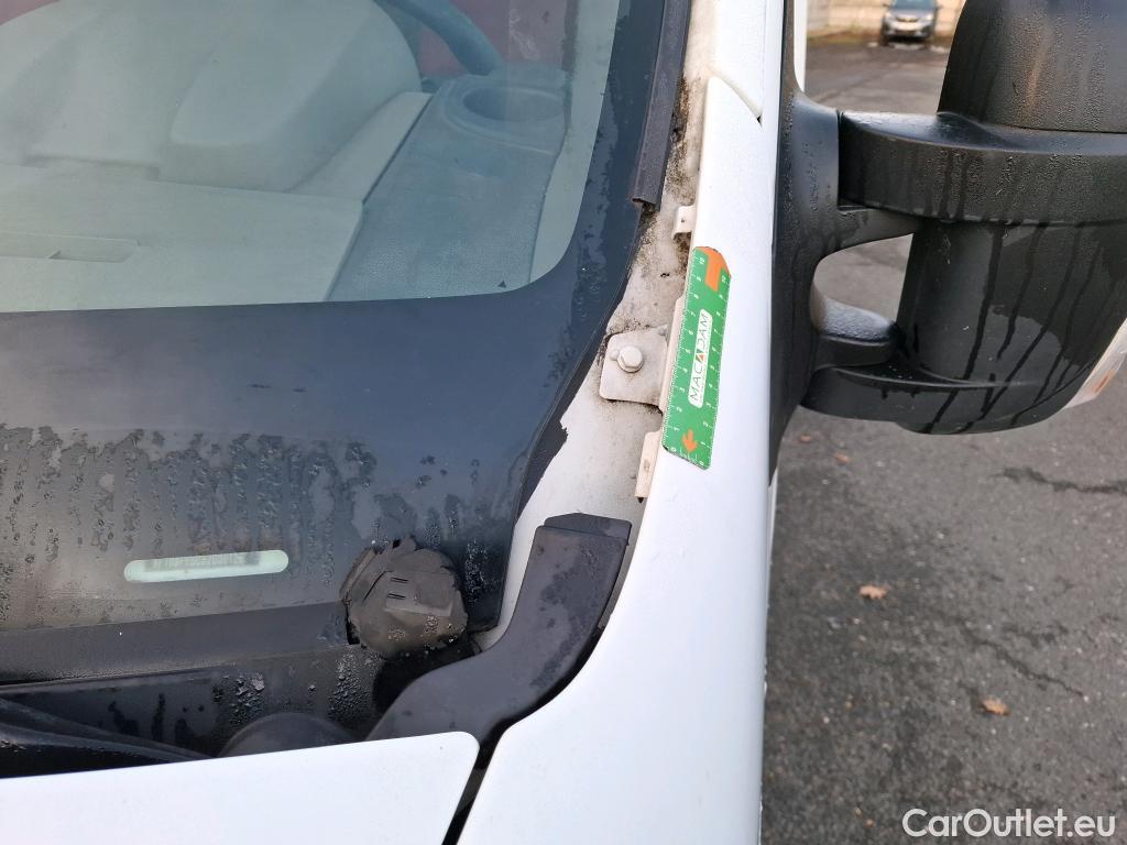  Renault  Master  III Fourgon L2H2 3 5 Grand Confort dCi 125CV BVM6 E5 #84