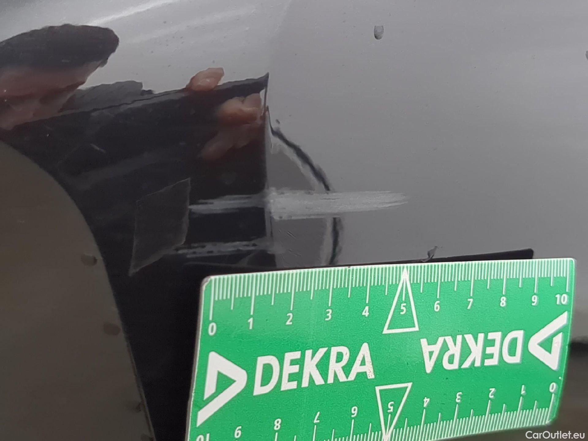  Bmw  Serie 3 BMW Série 3 Berline / 2022 / 4P / Berline 320e 204ch Business Design BVA8 Hybride #35