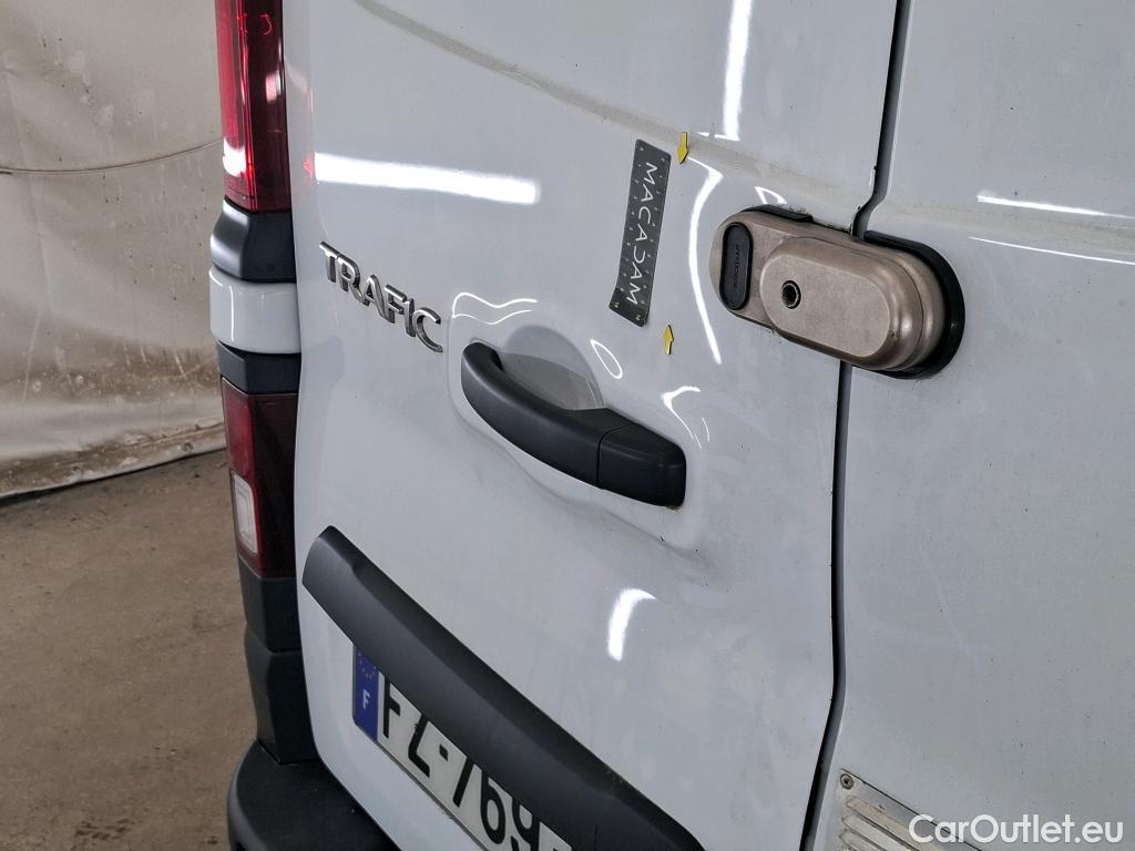  Renault  Trafic RENAULT  / 2019 / 4P / Fourgon tole NV FG GCF L1H1 1000 dCi 120 #10