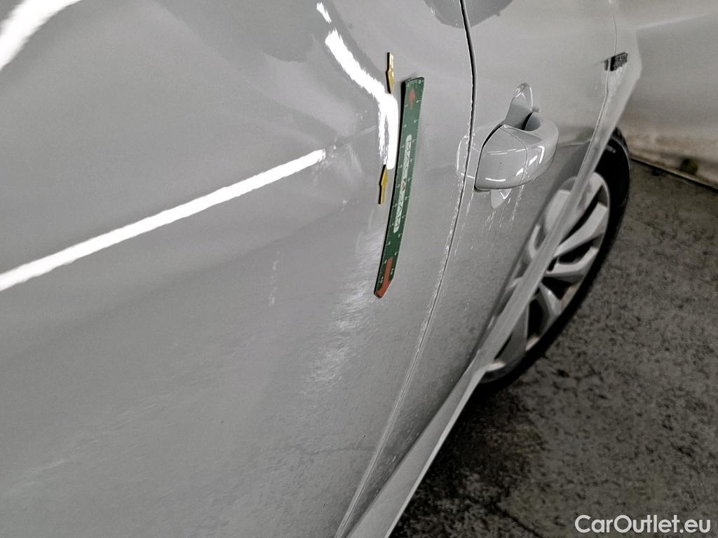  Renault  Megane RENAULT  SOCIETE VF 5p BER Air Nav réversible Energy dCi110 bi-corps VU #18