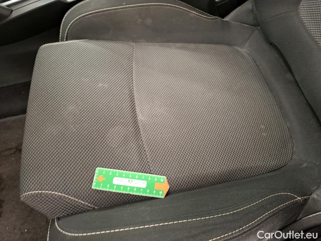  Renault  Megane RENAULT  SOCIETE VF 5p BER Air Nav réversible Energy dCi110 bi-corps VU #23