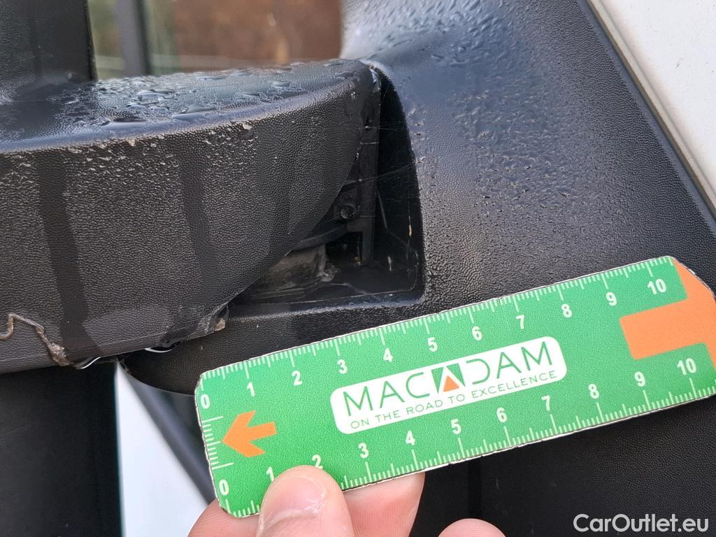  Renault  Master  III Fourgon L2H2 3 5 Grand Confort dCi 125CV BVM6 E5 #30