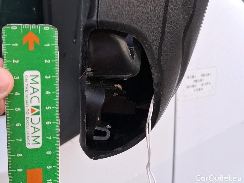  Renault  Master  III Fourgon L2H2 3 5 Grand Confort dCi 125CV BVM6 E5 #52