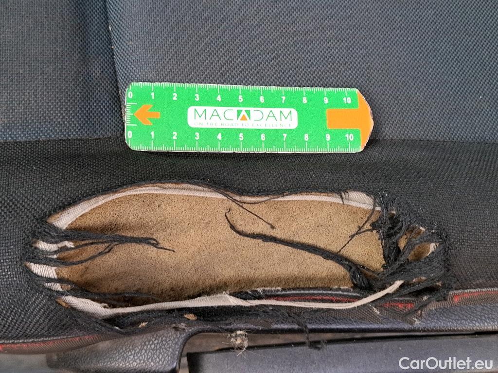  Renault  Master  III Fourgon L2H2 3 5 Grand Confort dCi 125CV BVM6 E5 #11