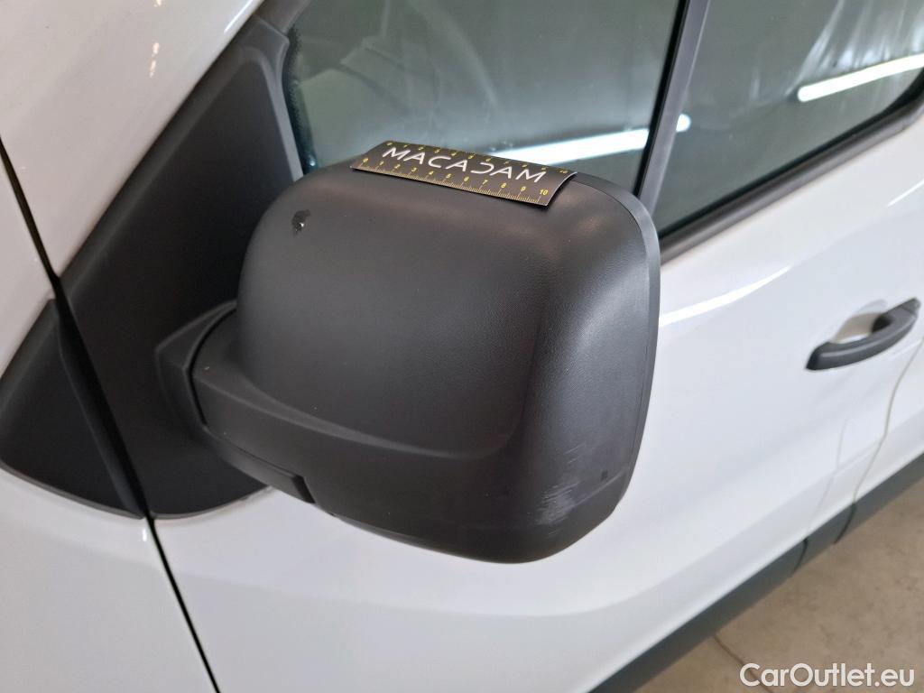  Renault  Trafic  Furgon Grand Confort L1H1 1200 1.6 dCi 120CV BVM6 E6 #28