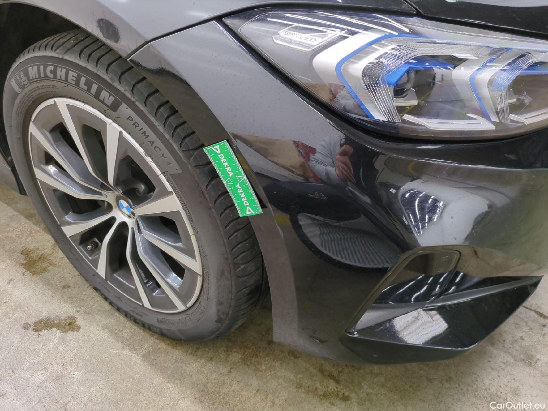  Bmw  Serie 3 BMW Série 3 Touring / 2022 / 5P / Break 318i 156ch Business Design BVA8 #15