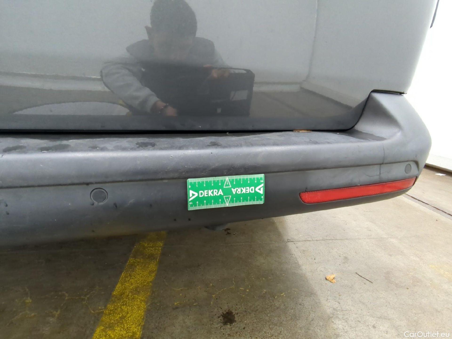  Volkswagen  Transporter VOLKSWAGEN  / 2019 / 4P / Fourgon tôlé 2.0 TDi 150 DSG7 L1H1 Business Line #41