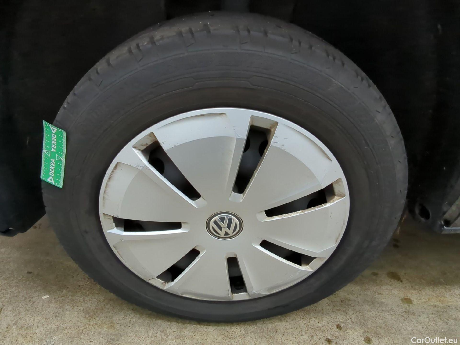  Volkswagen  Transporter VOLKSWAGEN  / 2019 / 4P / Fourgon tôlé 2.0 TDi 150 DSG7 L1H1 Business Line #12