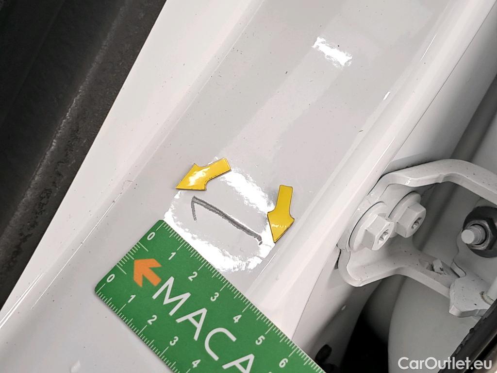  Renault  Megane  IV Berline 5pt. Société Air Nav 1.5 dCi 90CV BVM6 E6 #17