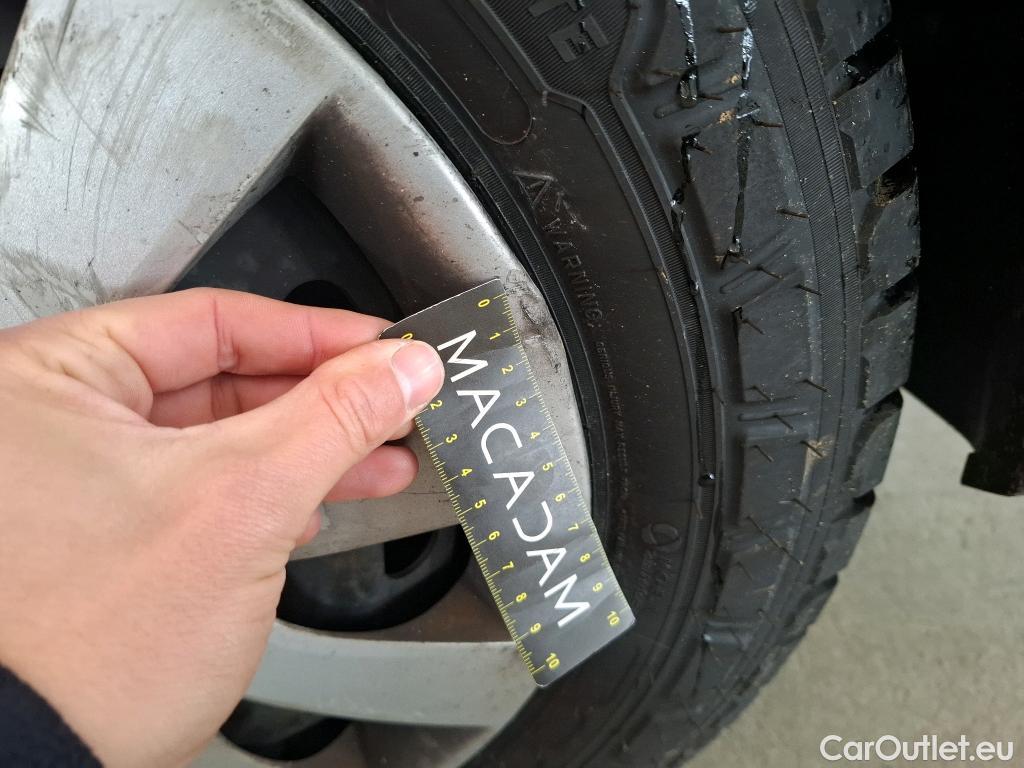  Renault  Trafic RENAULT  / 2019 / 4P / Fourgon tole NV FG GCF L1H1 1000 dCi 120 #24