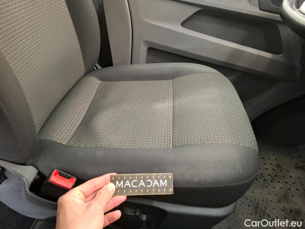  Volkswagen  Transporter VOLKSWAGEN  ProCab / 2019 / 4P / Fourgon tôlé 2.0 TDi 150 DSG7 L2H1 Business Plus #26