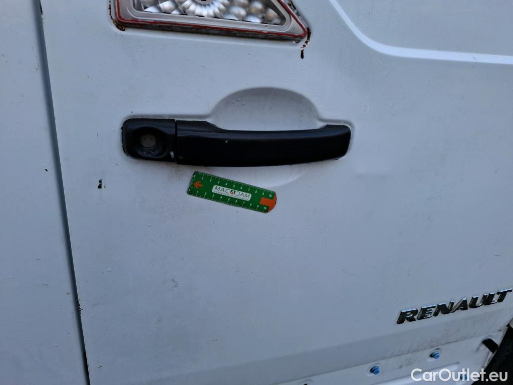  Renault  Master  III Fourgon L2H2 3 5 Grand Confort dCi 125CV BVM6 E5 #88